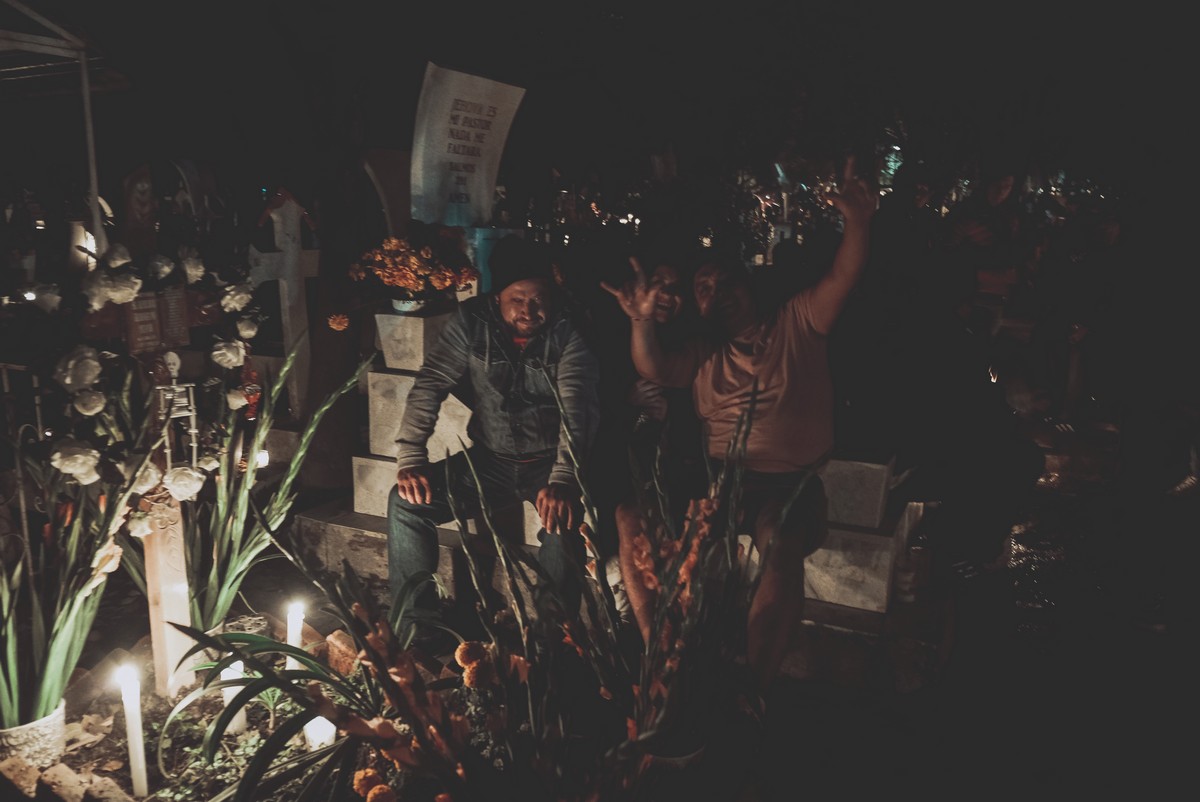 Dia de los Muertos - noc na cmentarzu - Xochimilco