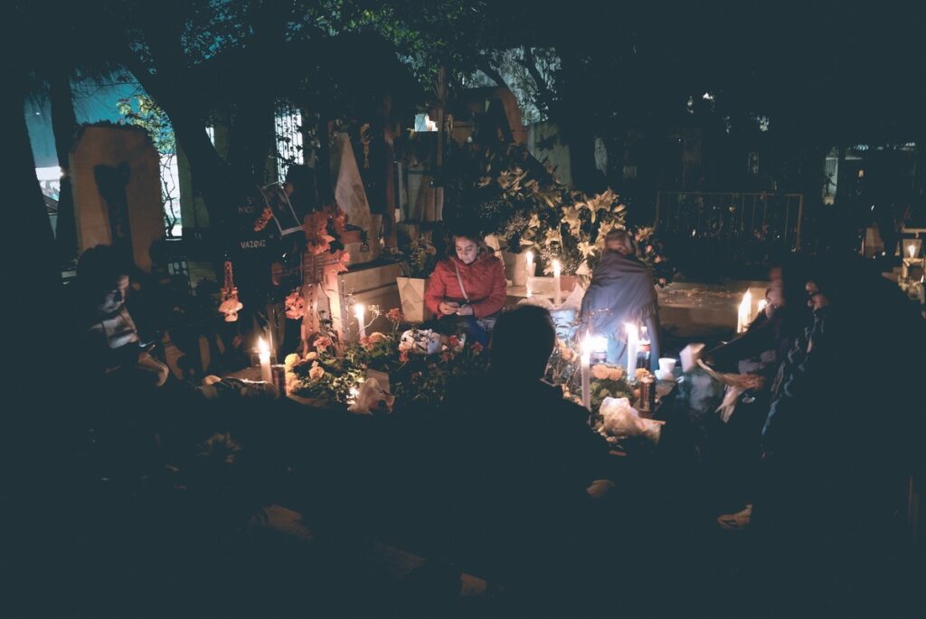 Dia de los Muertos - noc na cmentarzu - Xochimilco