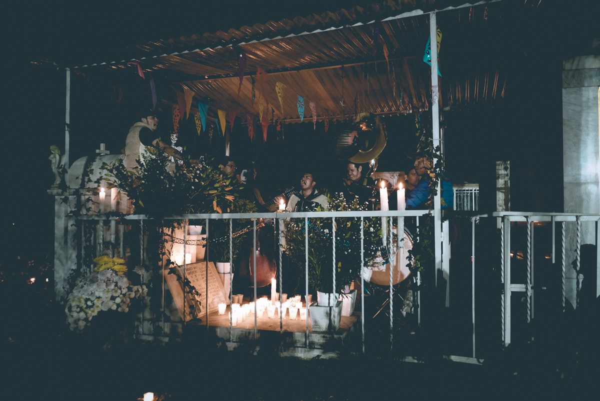 Dia de los Muertos - noc na cmentarzu- Xochimilco